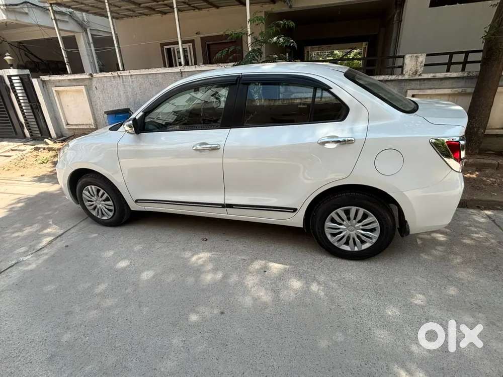 Maruti Suzuki Dzire 2022 Drives