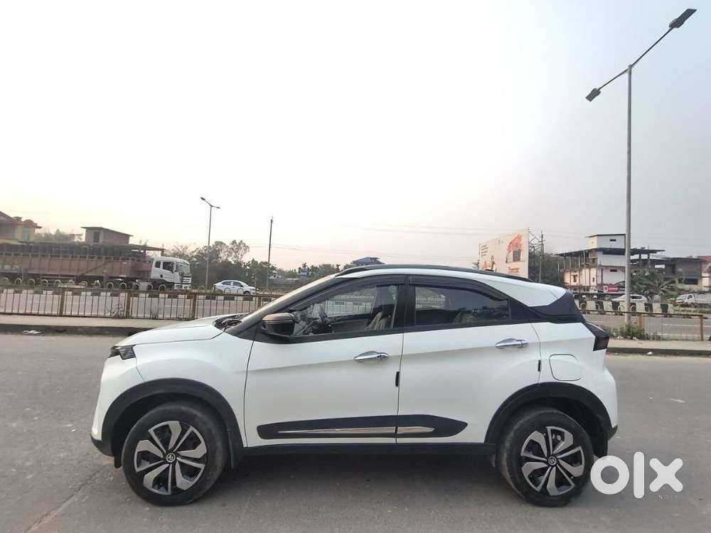 Tata Nexon Pure 1.2 S Revotron Petrol 6 Mt, 2024, Petrol