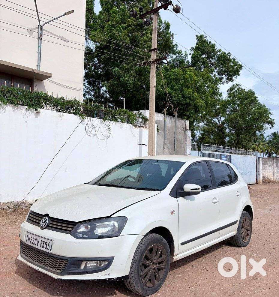 Volkswagen Polo Petrol Highline 1.6l, 2011, Diesel