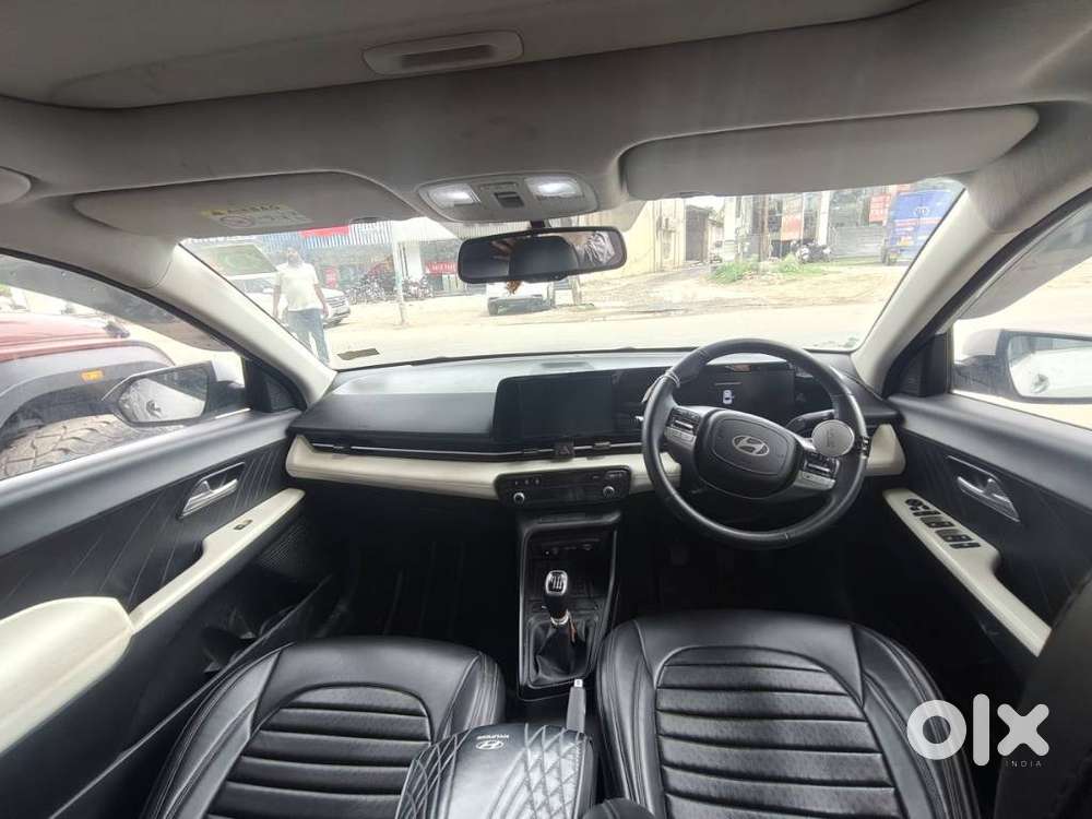 Hyundai Verna 1.5 Mpi Mt Sx (o), 2023, Petrol