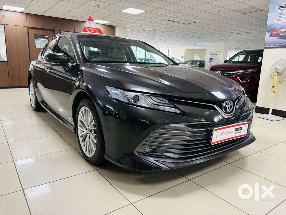 Toyota Camry Hybrid, 2019, Cng & Hybrids