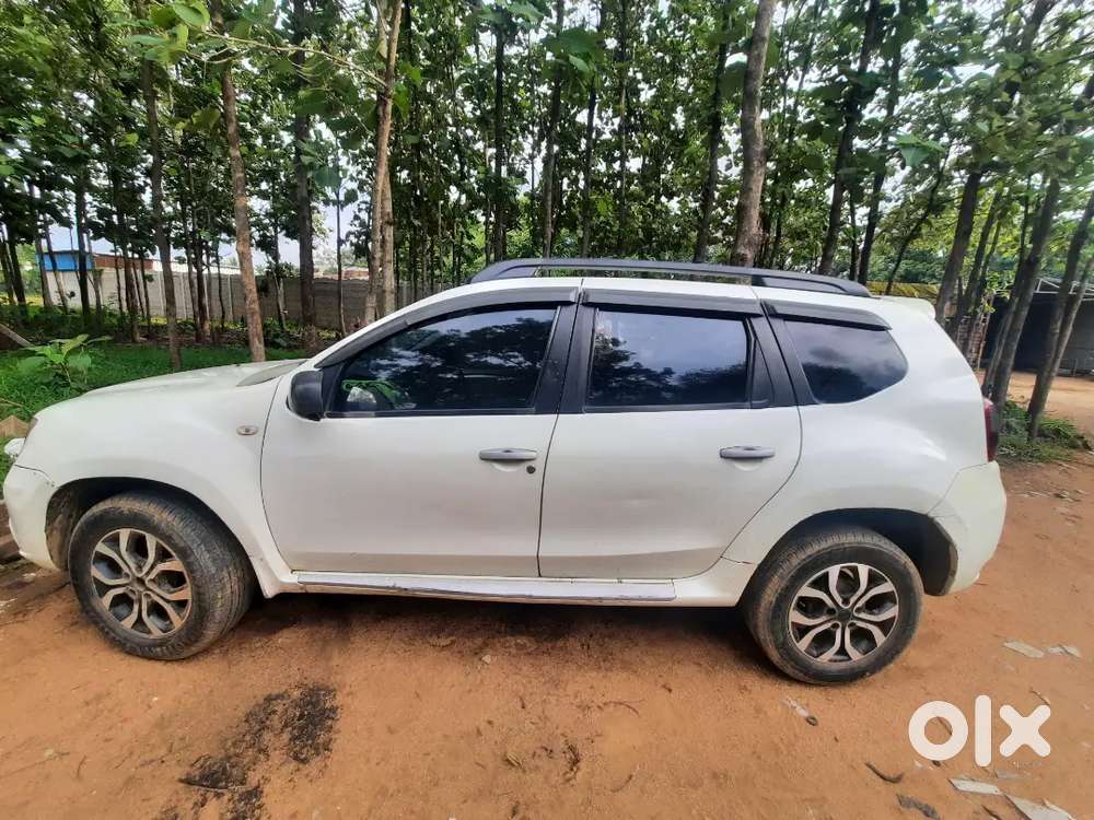 Nissan Terrano 2015 Diesel 100020 Km Driven