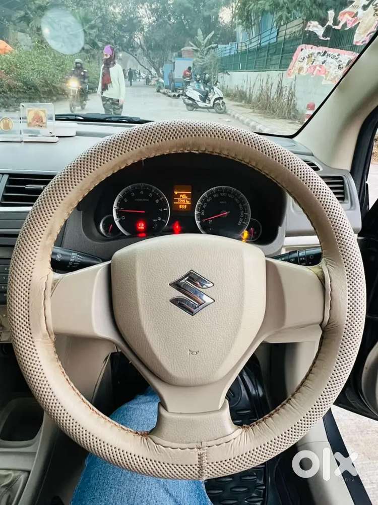 Maruti Suzuki Ertiga 2013 Petrol Good Condition Cng Capni Fitting