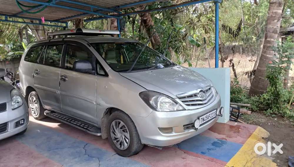 Toyota Innova 2006 Diesel 340000 Km Driven