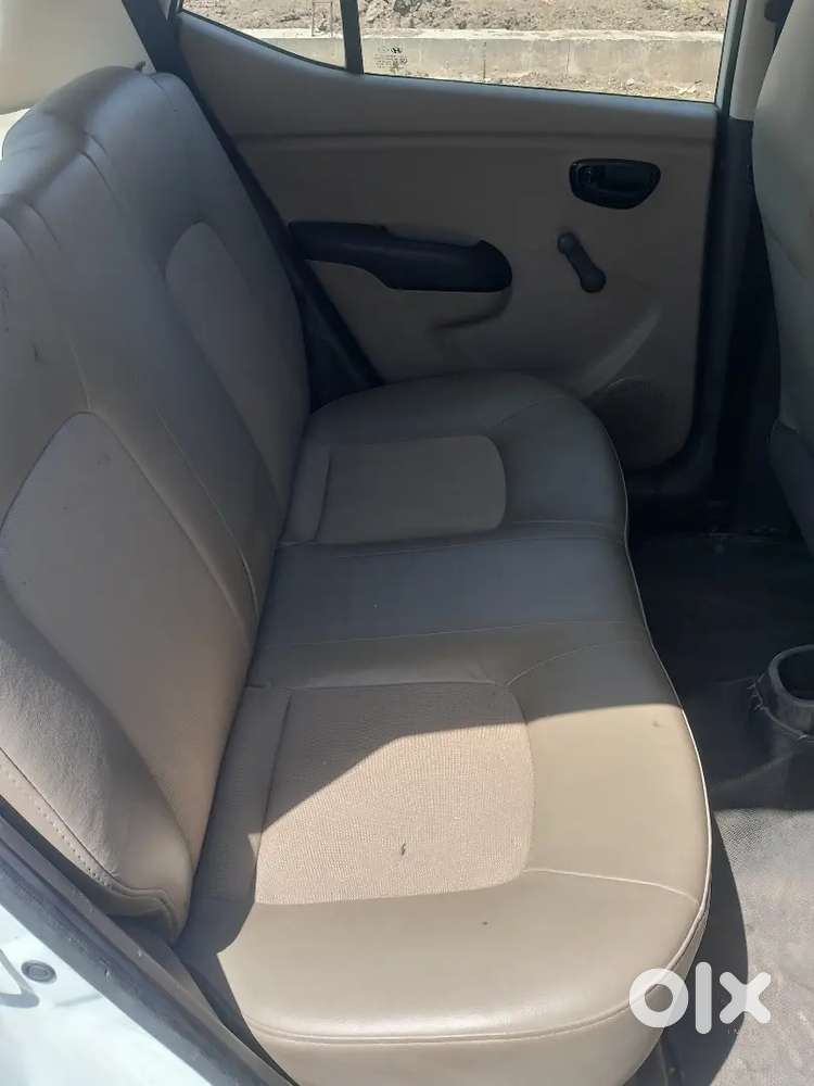 Hyundai I10 2011 Cng & Petrol 86000 Km Driven