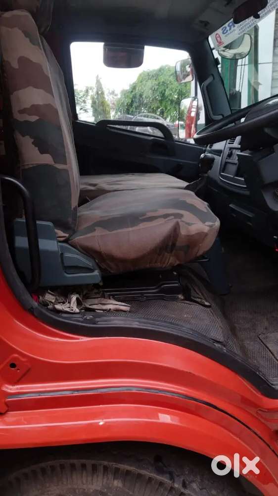 Eicher Polaris Multix 2025