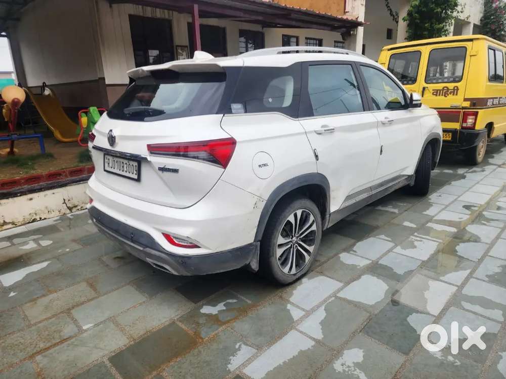Mg Sharp Hybrid Hector Plus 
Top Model - 2022