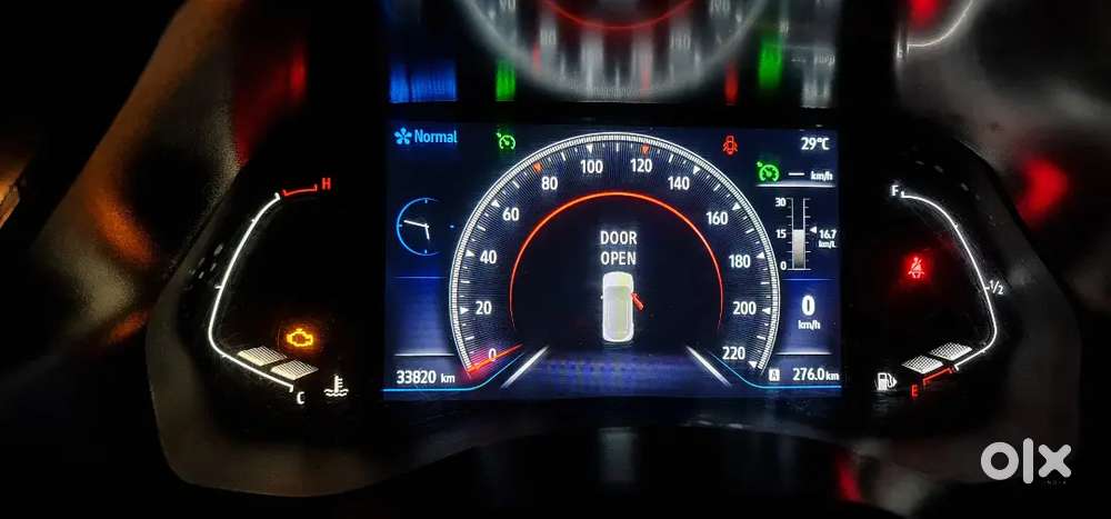 Renault Kiger Turbo (top Model)
With Life Time Tax