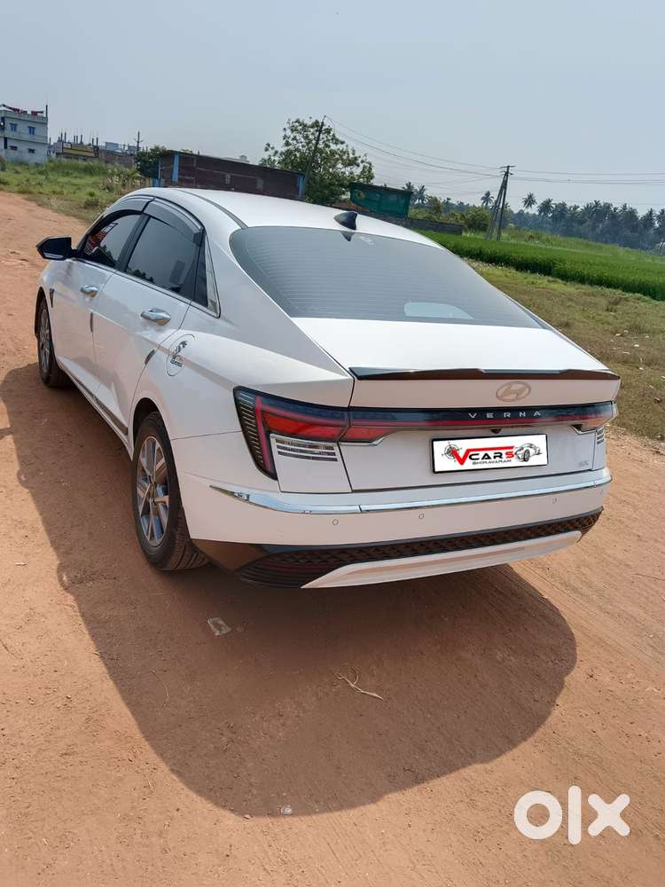 Hyundai Verna