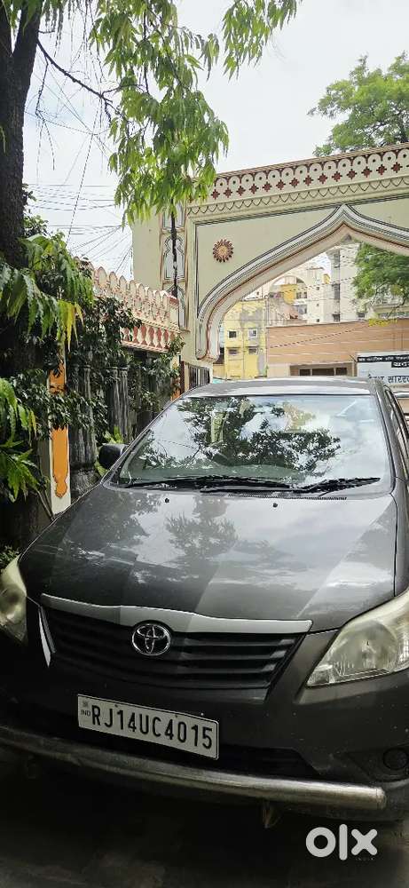 Toyota Innova 2012 Diesel Manual 8 Seater 1st Party Insurance