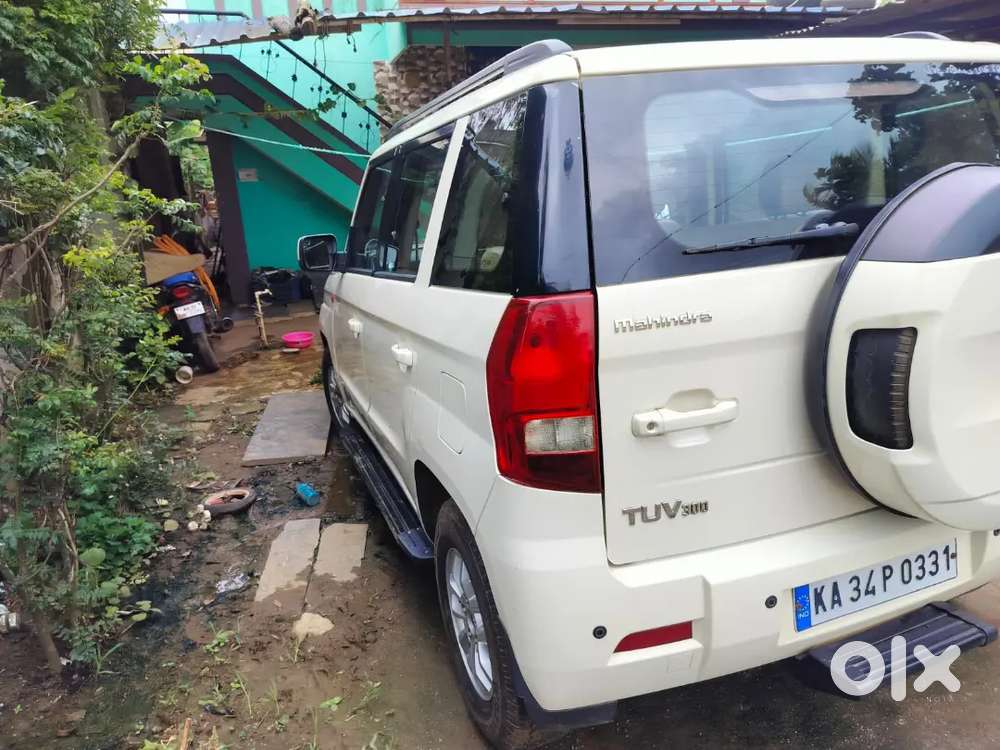 Mahindra Tuv 300 2018