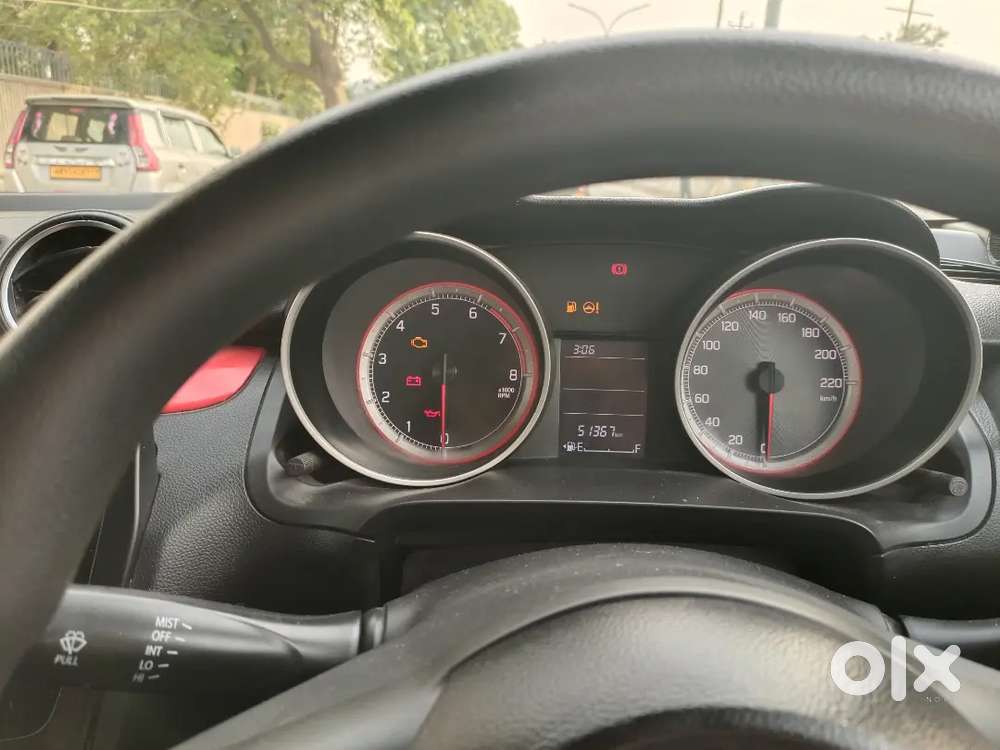 Maruti Swift Vxi New Tyre New Battery Insurance