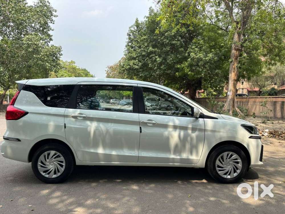 Maruti Suzuki Ertiga Vxi (o) Cng, 2025, Cng & Hybrids