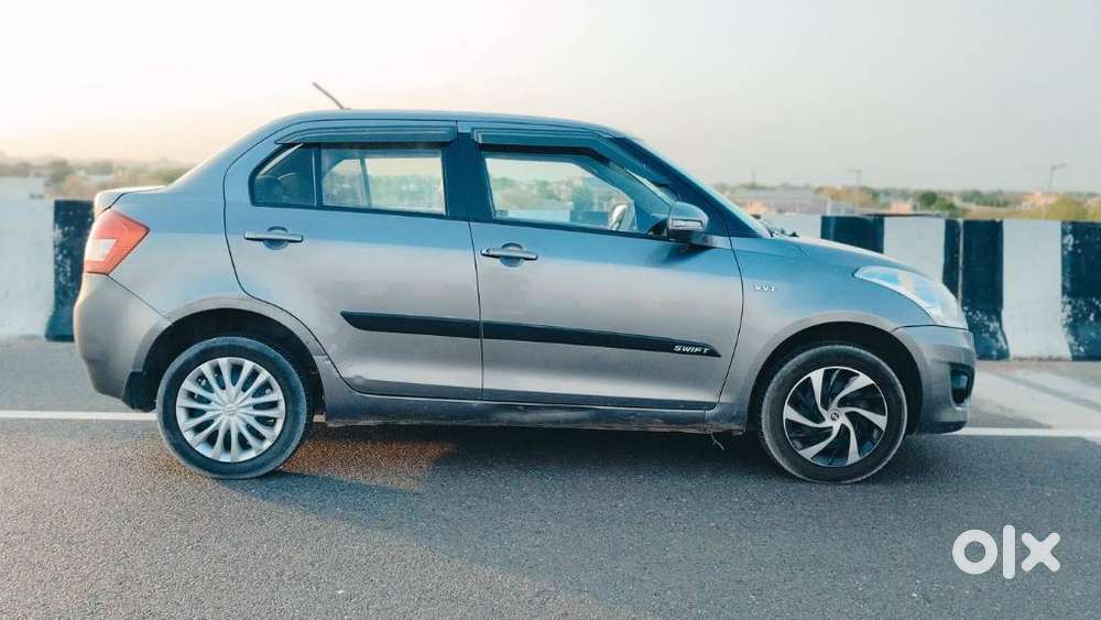 Maruti Suzuki Swift Dzire 1.2 Vxi Bsiv, 2013, Petrol