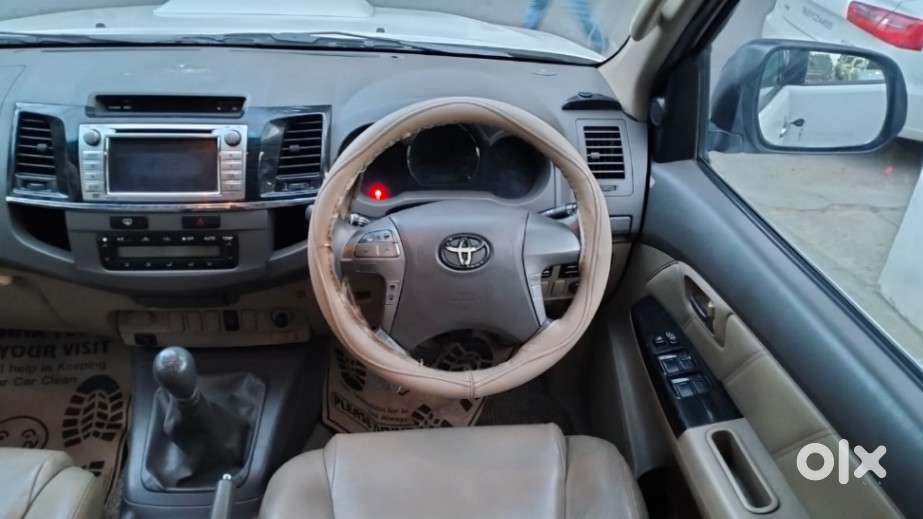 Toyota Fortuner 3.0 4x4 Manual, 2013, Diesel
