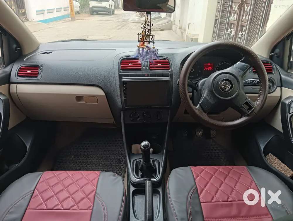 Volkswagen Polo 2012 Petrol 105000 Km Driven
