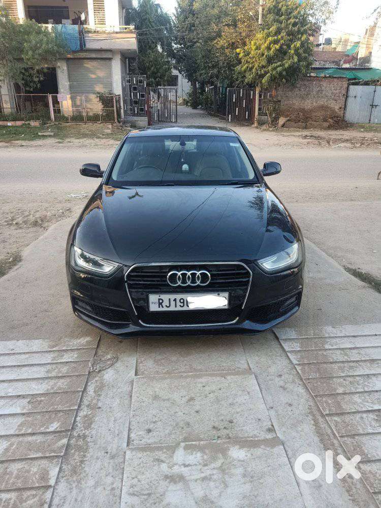 Audi A4 2.0 Tdi Premium With Sunroof, 2012, Diesel