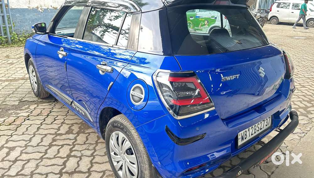 Maruti Suzuki Swift Vxi Optional, 2024, Petrol