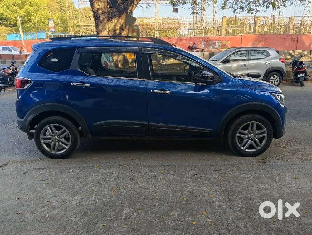 Renault Triber Rxz, 2021, Petrol