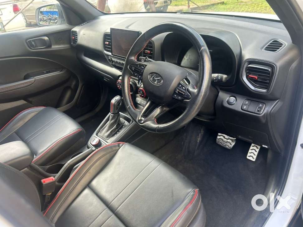 Hyundai Venue N Line 1.0 N8 Turbo Dct Dual Tone, 2023, Petrol