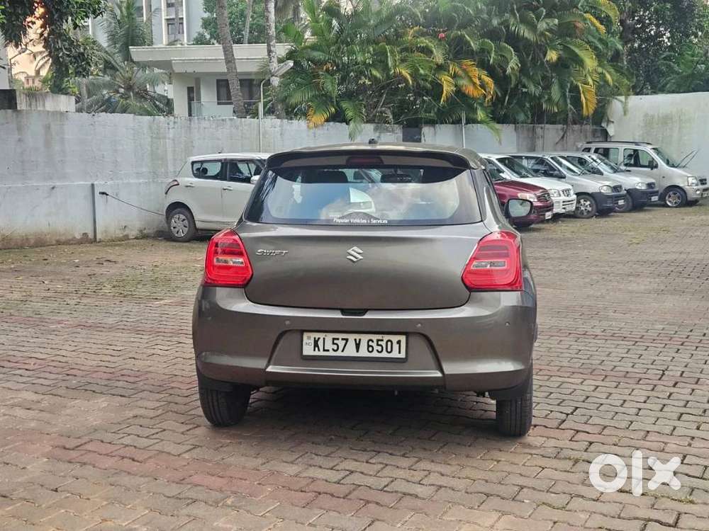 Maruti Suzuki Swift Vxi + Manual, 2020, Petrol