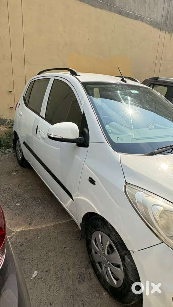 Hyundai I10 Petrol Manual 2013