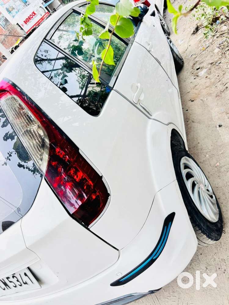 Ford Figo Petrol 2012