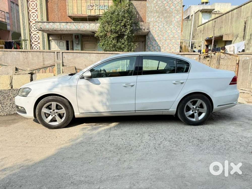 Volkswagen Passat 2011 Diesel 192000 Km Driven