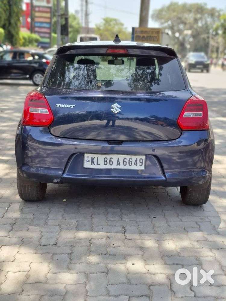 Maruti Suzuki Swift Vxi Abs Bsiv, 2022, Petrol