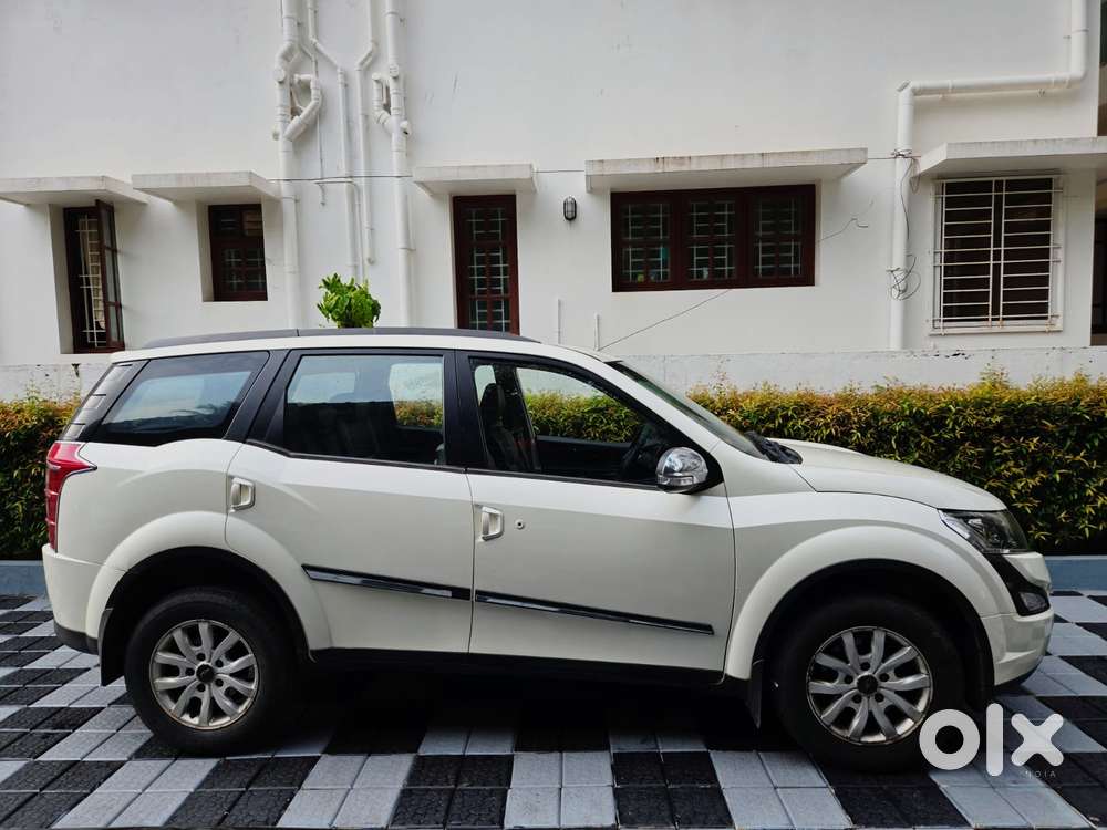 Mahindra Xuv500 At W6 2wd, 2016, Diesel