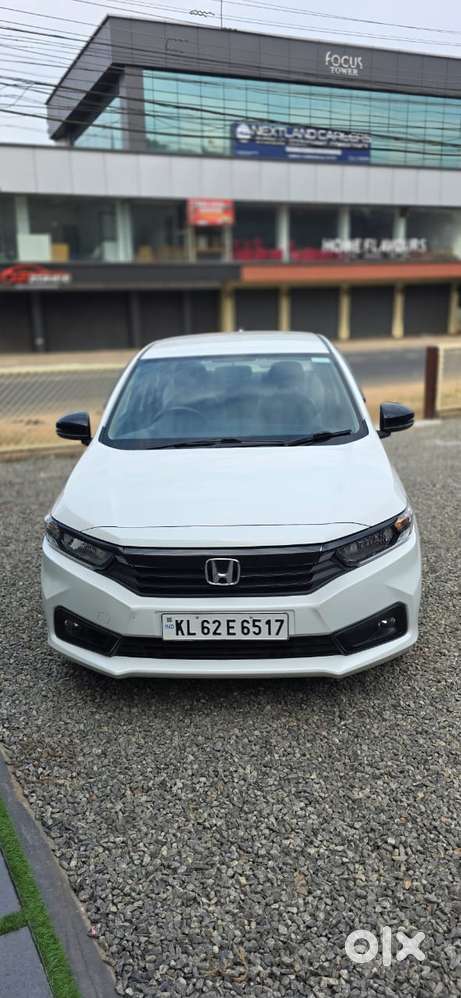 Honda Amaze 2nd Gen Elite Edition Mt, 2020, Petrol