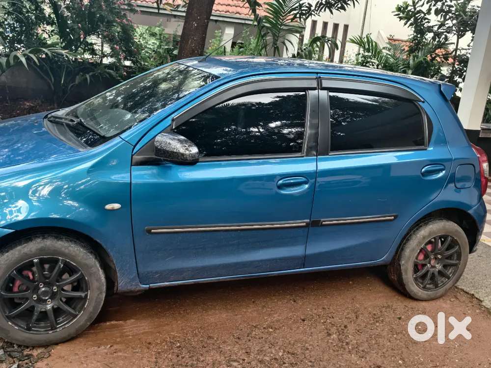 Alloy Wheels./2 Keys  Well Maintained Vehicle Blue Colour
