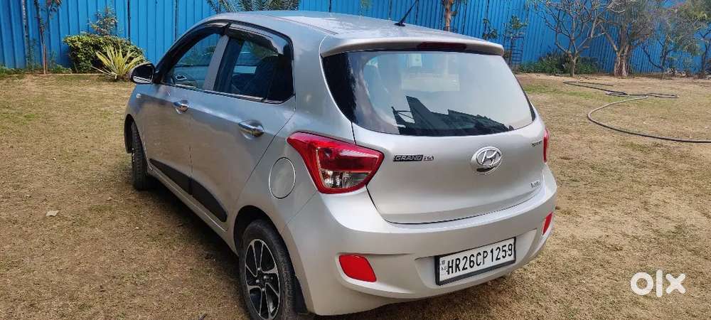 Cng I10 Grand Upgrade To I10 Grand Sportz Optional.