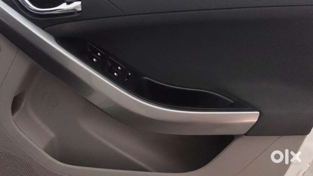 Tata Nexon 1.2 Revotron Xz Plus, 2018, Petrol