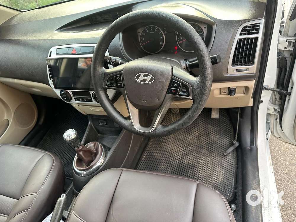 Hyundai I20 Sportz 1.2 Bs-iv, 2013, Petrol