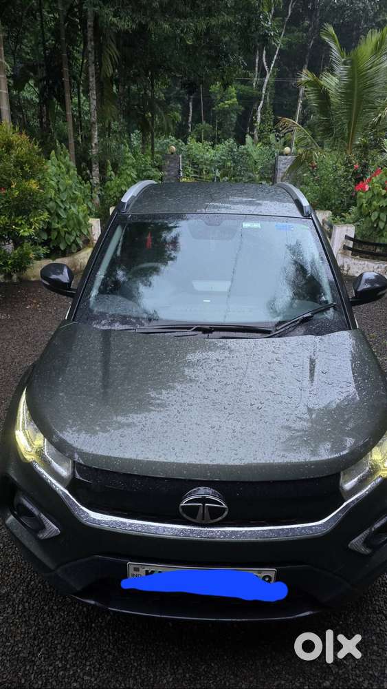 Nexon Auto Matic Less Km 27 K
