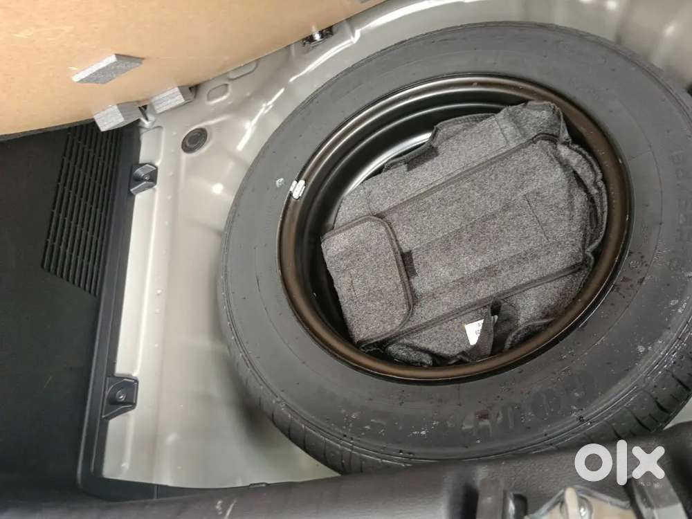 Kia Sonet 2025 Petrol 3853 Km Driven