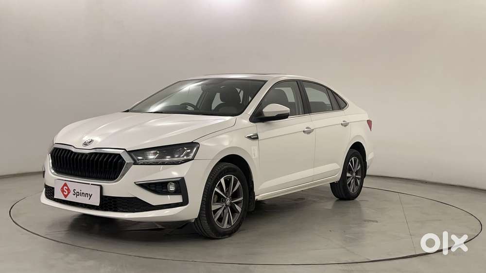 Skoda Slavia Style 1.0l Tsi At, 2022, Petrol