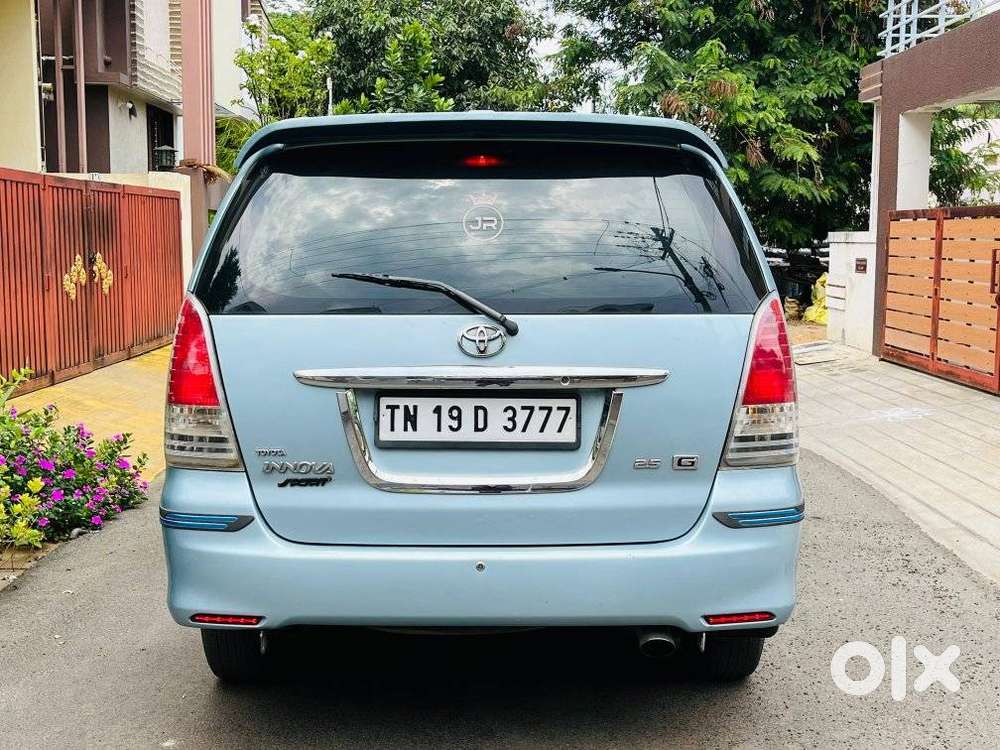 Toyota Innova 2009-2011 2.0 G4 Petrol 8-seater, 2011, Diesel