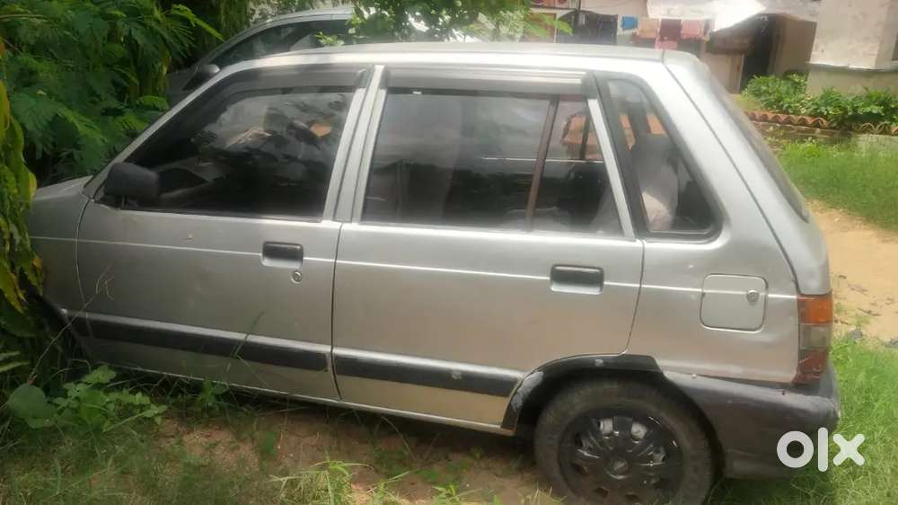 Gadi Jhansi Uttar Pradesh Me Rakhi Hai