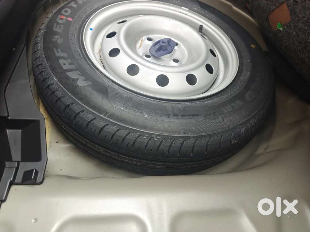 Maruti Suzuki Swift 2024 Lxi