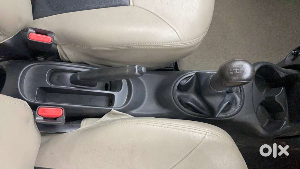 Nissan Micra Active Xv, 2015, Petrol