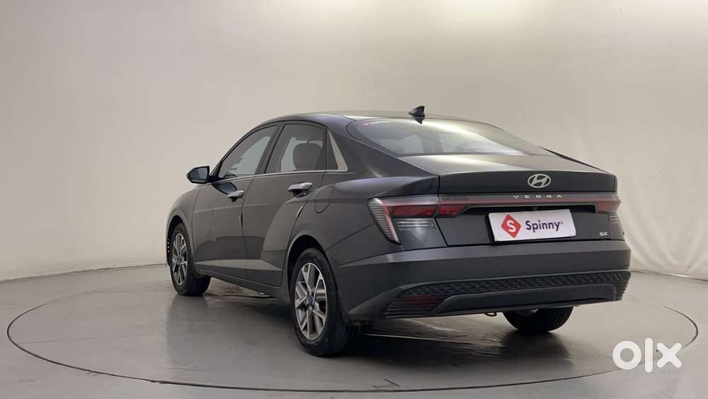 Hyundai Verna 1.5 Sx Petrol Mt, 2023, Petrol