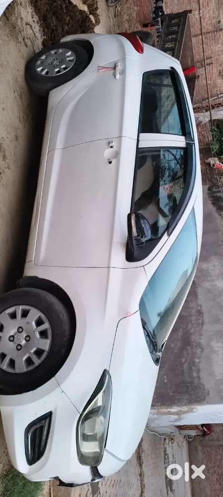 Hyundai I20 Asta Diesel 2013