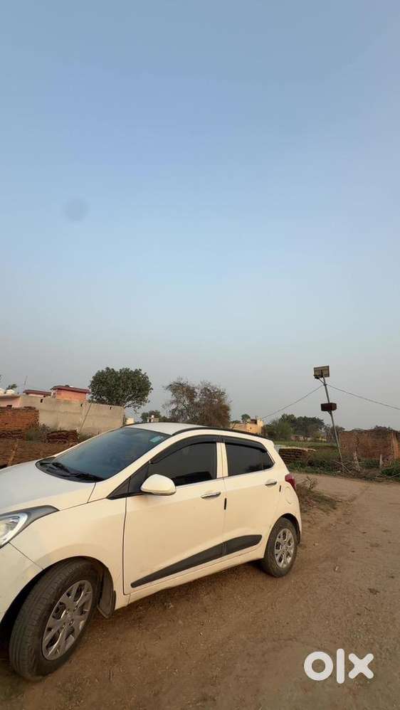 Hyundai Grand I10 2014 Cng & Hybrids Well Maintained