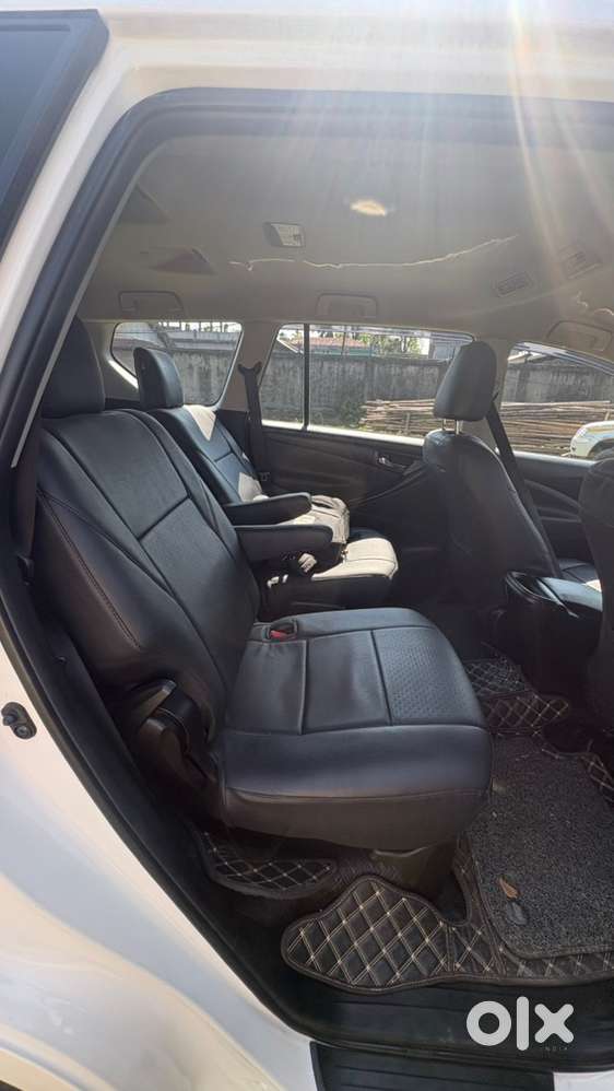 Toyota Innova Crysta 2022