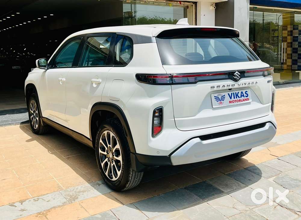 Maruti Suzuki Grand Vitara 1.5 Delta Smart Hybrid, 2024, Petrol