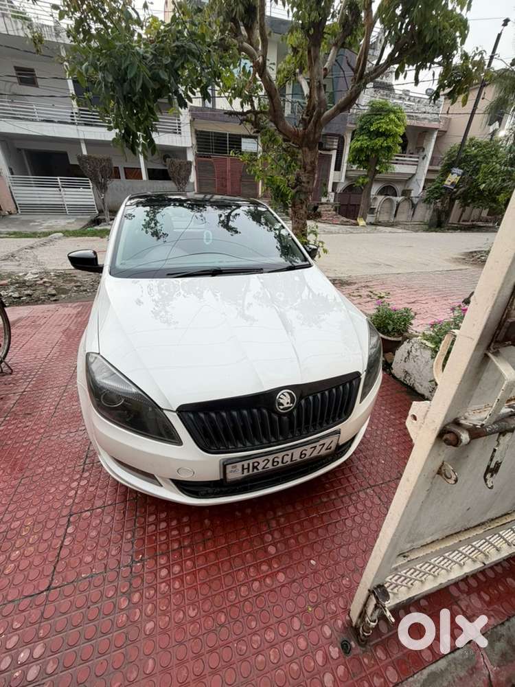 Skoda Rapid 2014 Petrol Automatic