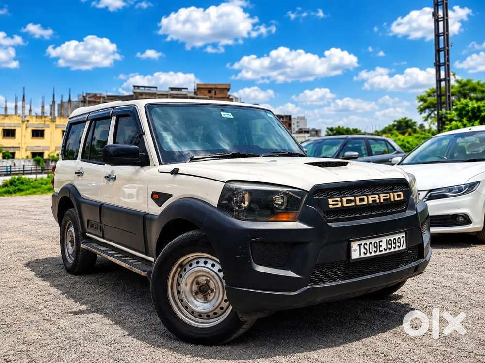 Mahindra Scorpio S4+ 2.2 Diesel 7 Seater  2015 Model