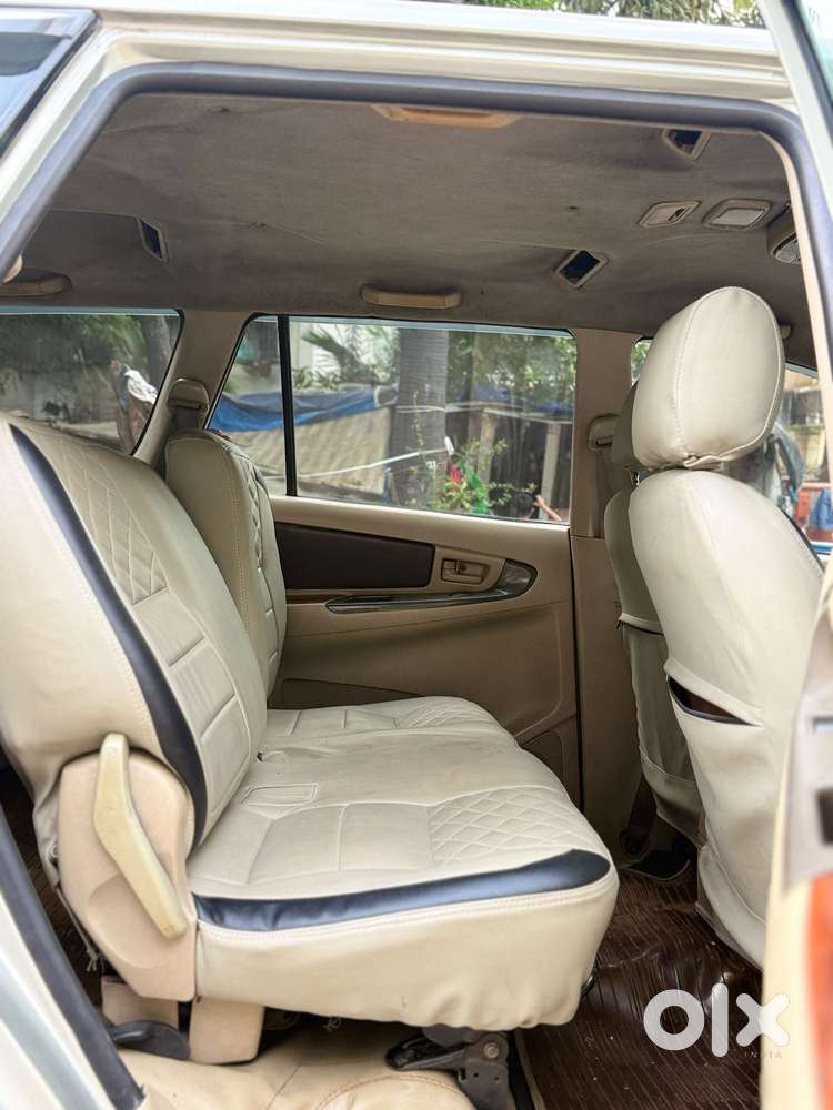 Toyota Innova 2.5 G (diesel) 8 Seater, 2007, Diesel
